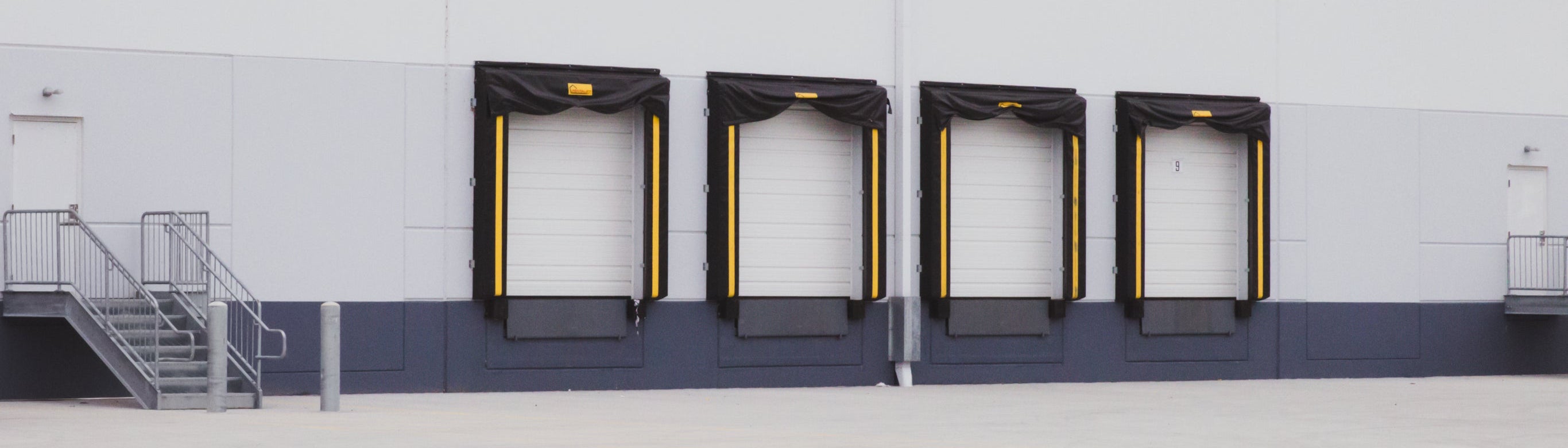 Empty warehouse floor awaiting fit-out — warehouse operations case study